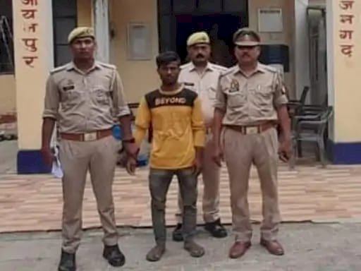 आजमगढ़ पुलिस ने नाबालिग का अपहरण कर बंधक बनाकर रेप के आरोपी को किया गिरफ्तार