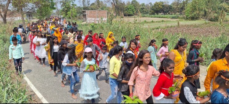 कलश यात्रा के साथ 11 दिवसीय श्रीराम महायज्ञ का हुआ शुभारंभ