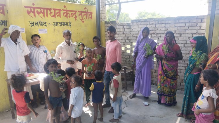 आजमगढ़: सास-बहू व बेटा सम्मेलन में बताये गये सीमित और संयुक्त परिवार के फायदे